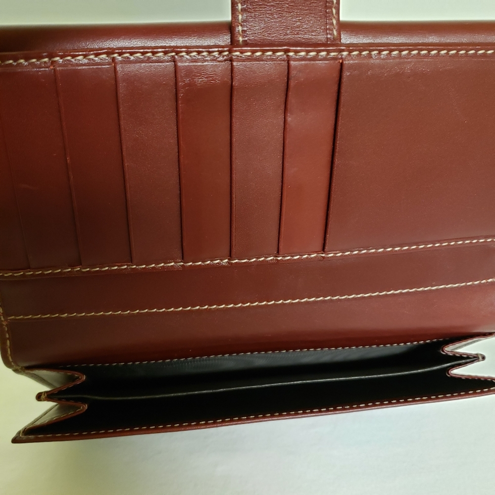 GUCCI Leather Wallet - Picture 7 of 12